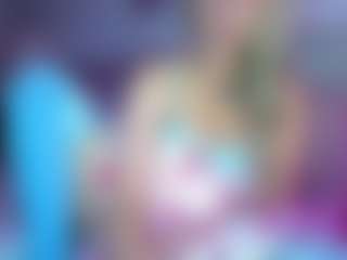 Live cam show with Aria Woods - Tease Blonde Hair on Hubzter Live
