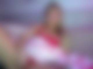 Live cam show with Aria Woods - Flirt on x69.live