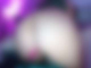 Aria Woods's Live Sex Cam Show