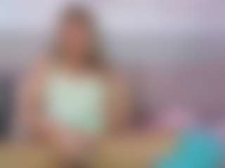 Live cam show with Aria Woods - Dildo Or Vibrator MILF on madthumbs