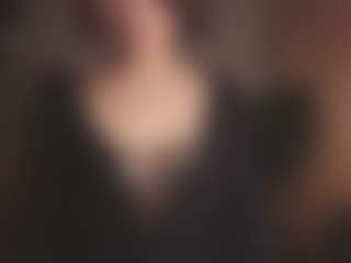 Live cam show with Tulii - Body Massage on Pornisteam.com