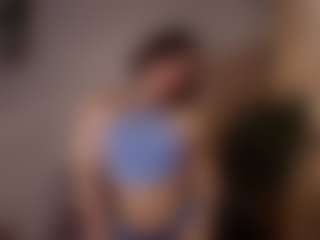 Live cam show with Tulii - Ass Bouncing on Uber Horny