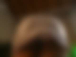 Live cam show with Tulii - Brown Hair Petite on https://playwithruby.com
