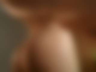 Live cam show with Tulii - Lush Brown Hair on thefappeningchat.com