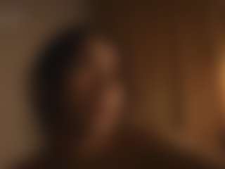 Live cam show with Tulii - Athletic Shaved Pussy on infinitiblacc.com