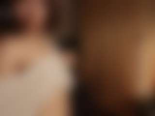 Live cam show with Tulii - Brown Hair on Camversity
