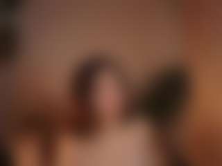 Live cam show with Tulii - Brown Eyes on Camsoda