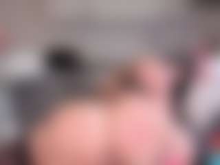 bigboobiebabe's Live Sex Cam Show