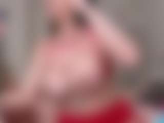bigboobiebabe's Live Sex Cam Show