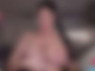 bigboobiebabe's Live Sex Cam Show