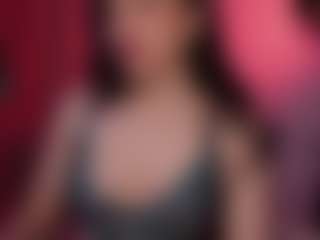 Live cam show with Cherry - Oil on Camsoda