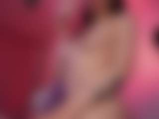 Live cam show with Cherry - Athletic Young Adult on Camsoda