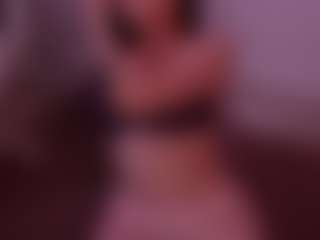 Live cam show with Cherry - Arab Athletic on liverealitysex.com