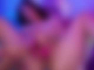 Live cam show with Cherry - Flirt Ebony on Dolls Live