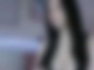 Live cam show with Amber Jane - Strip MILF on Dare Cams