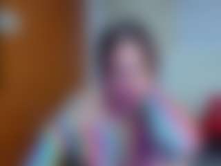 Live cam show with victoria-lorens - Living Room on CamClone