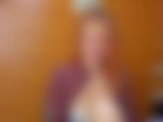 Live cam show with victoria-lorens - Squirt on Camsoda