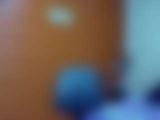 Live cam show with victoria-lorens - Teen (18+) on Mixed Magazine Live