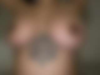 Pregnant Persian Princess's Live Sex Cam Show