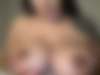 Pregnant Persian Princess's Live Sex Cam Show