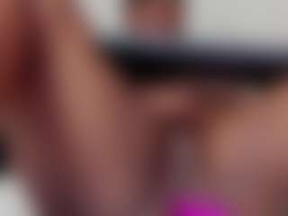 Live cam show with alison-daniels - BBW on Camsoda