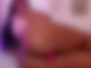 Live cam show with alison-daniels - Facial on SpankPalCams