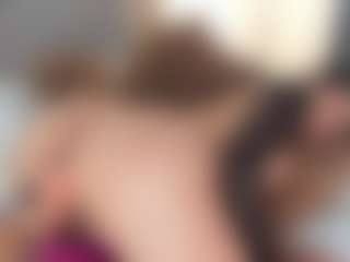 Live cam show with kendalljoy - Shaved Pussy on Camsoda