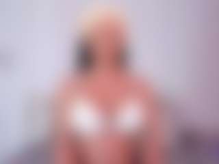 NINAGOLD's Live Sex Cam Show
