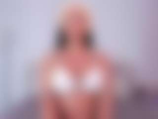 NINAGOLD's Live Sex Cam Show