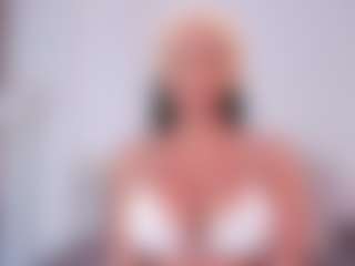 NINAGOLD's Live Sex Cam Show