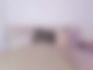 Live cam show with NINAGOLD - Spank Curvy on Cam Slut
