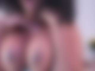Live cam show with NINAGOLD - Lush Toys on Hubzter Live