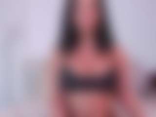 Live cam show with NINAGOLD - HD on Dare Cams