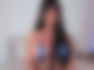 Live cam show with NINAGOLD - Indian Petite on livesuperchat.net | colombia