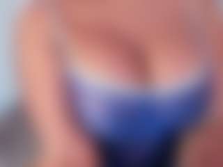 NINAGOLD's Live Sex Cam Show