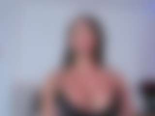 Live cam show with NINAGOLD - Thin on Streamer API