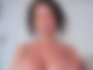 NINAGOLD's Live Sex Cam Show