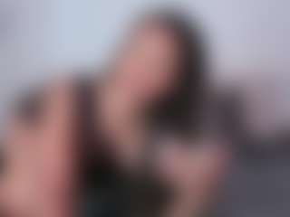 Live cam show with NINAGOLD - Bedroom Lovense on StripNow
