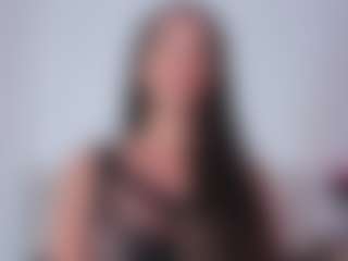 Live cam show with NINAGOLD - Black Petite on CSO-WL