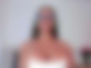 NINAGOLD's Live Sex Cam Show