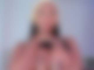 Live cam show with NINAGOLD - Brown Eyes on LiveSexCams6