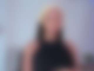 NINAGOLD's Live Sex Cam Show