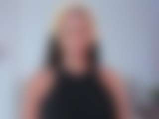 Live cam show with NINAGOLD - BBW Dildo on EXY