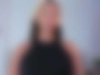 NINAGOLD's Live Sex Cam Show