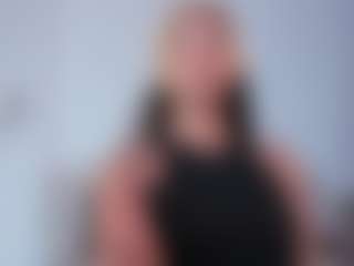 Live cam show with NINAGOLD - Pornstar BBW on MyBangCams