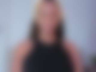 Live cam show with NINAGOLD - BBW HD on boobsie.com