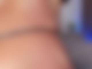 NINAGOLD's Live Sex Cam Show