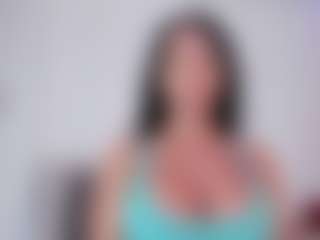 Live cam show with NINAGOLD - Girly on thefappeningchat.com