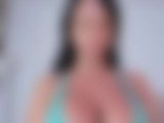 Spettacolo in cam dal vivo con NINAGOLD - Spank BBW su Camsoda