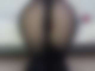 angelinaloves MILF webcam performer live streaming